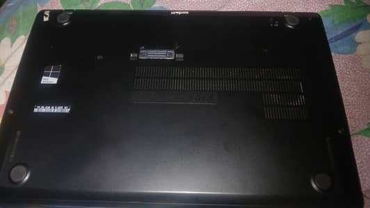 Core I7 6th Gen,256 NVMe Storage,Ram 8GB,FingerPrint Sensor