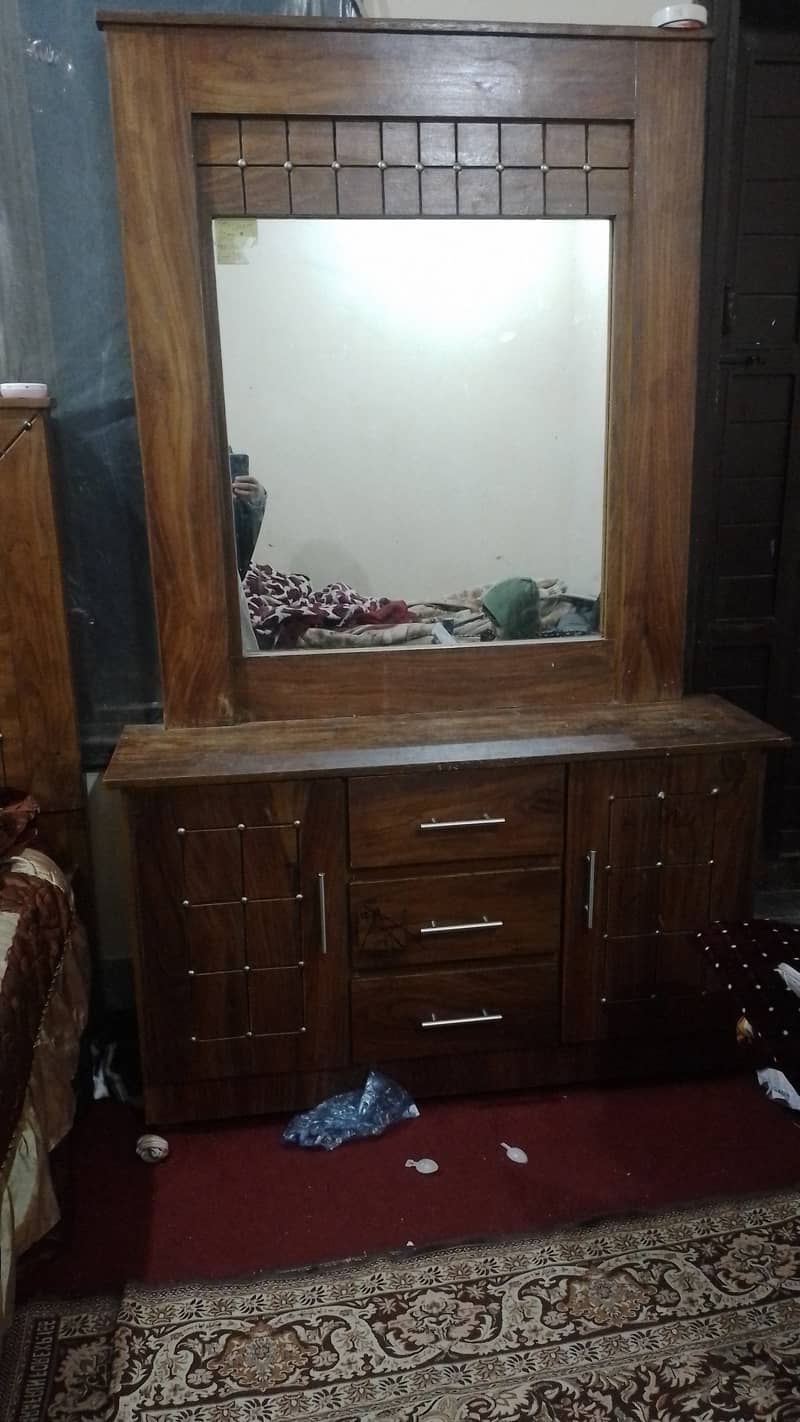 Bed Side table & Dressing Used 1