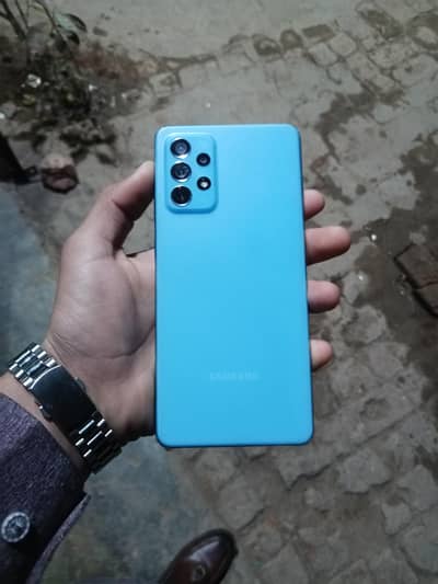 Samsung a72 with box condition 10/9.5