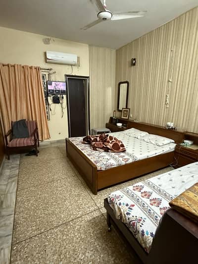 9 Marla 163 Square Feet Double Storey House For Sale In Naya Pull Canal Road Lahore