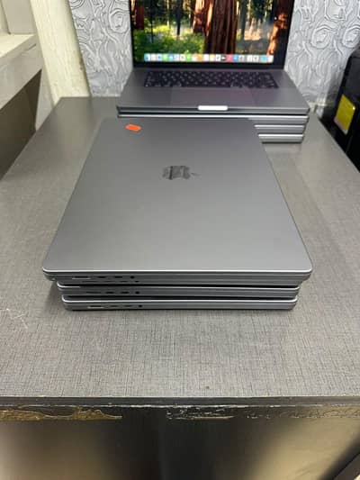 Apple Macbook Pro A2485 2021 ,  Apple Macbook Pro A2442 2021