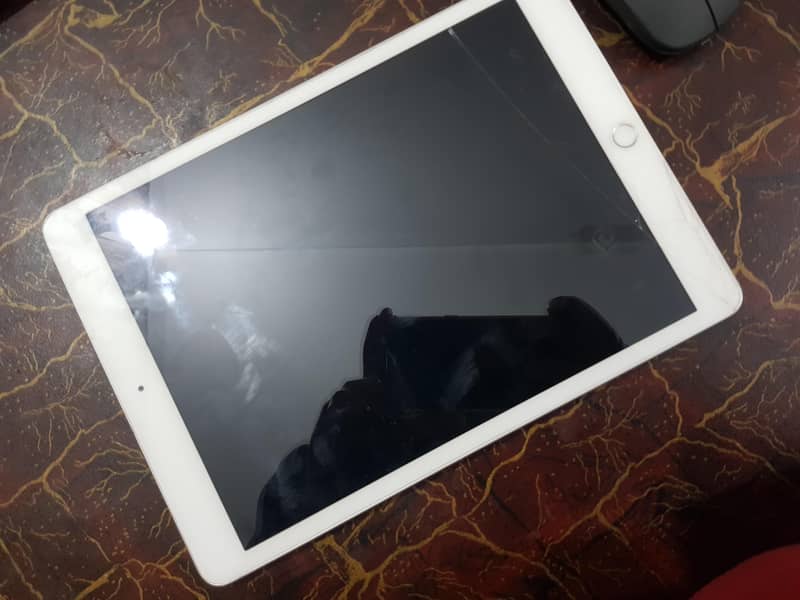IPAD 8TH GEN 6