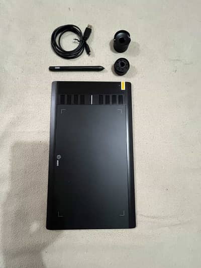 UGEE M708 Pen Tablet