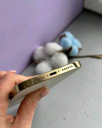 i Phone 13 pro max What's 03246349572 Urgent sale