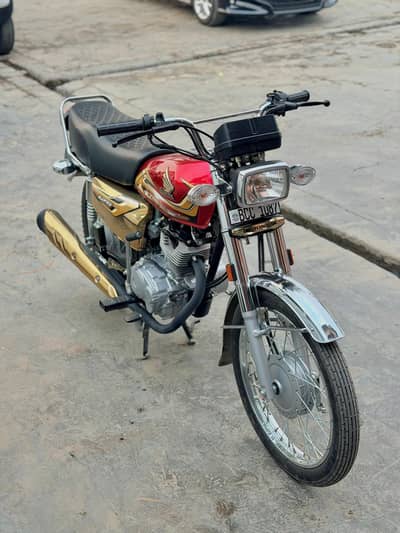 Honda 125 Brand New Condition 2025 Model Sticker 2026