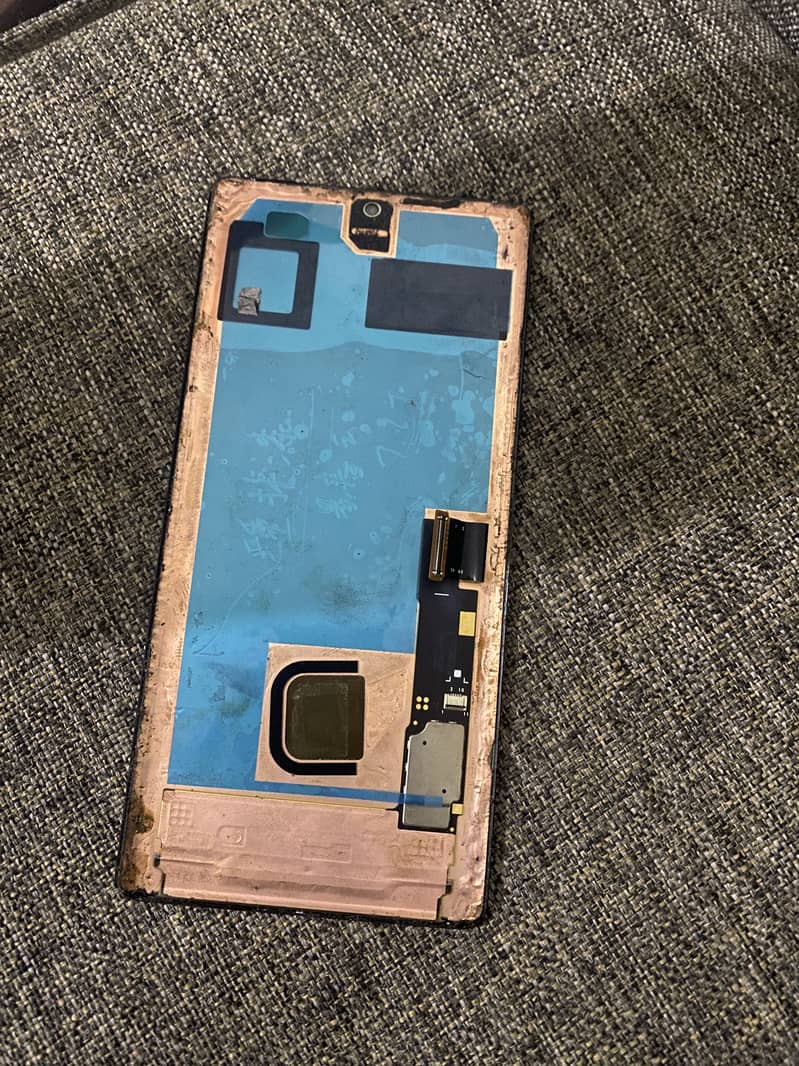 Google pixel 7 pro panel 3