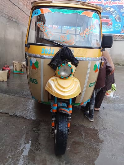 good condition tej raftaar Raksha CNG