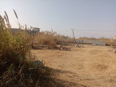 2.7 kanal plot || Lalazar colony || plot for sale || Farm house
