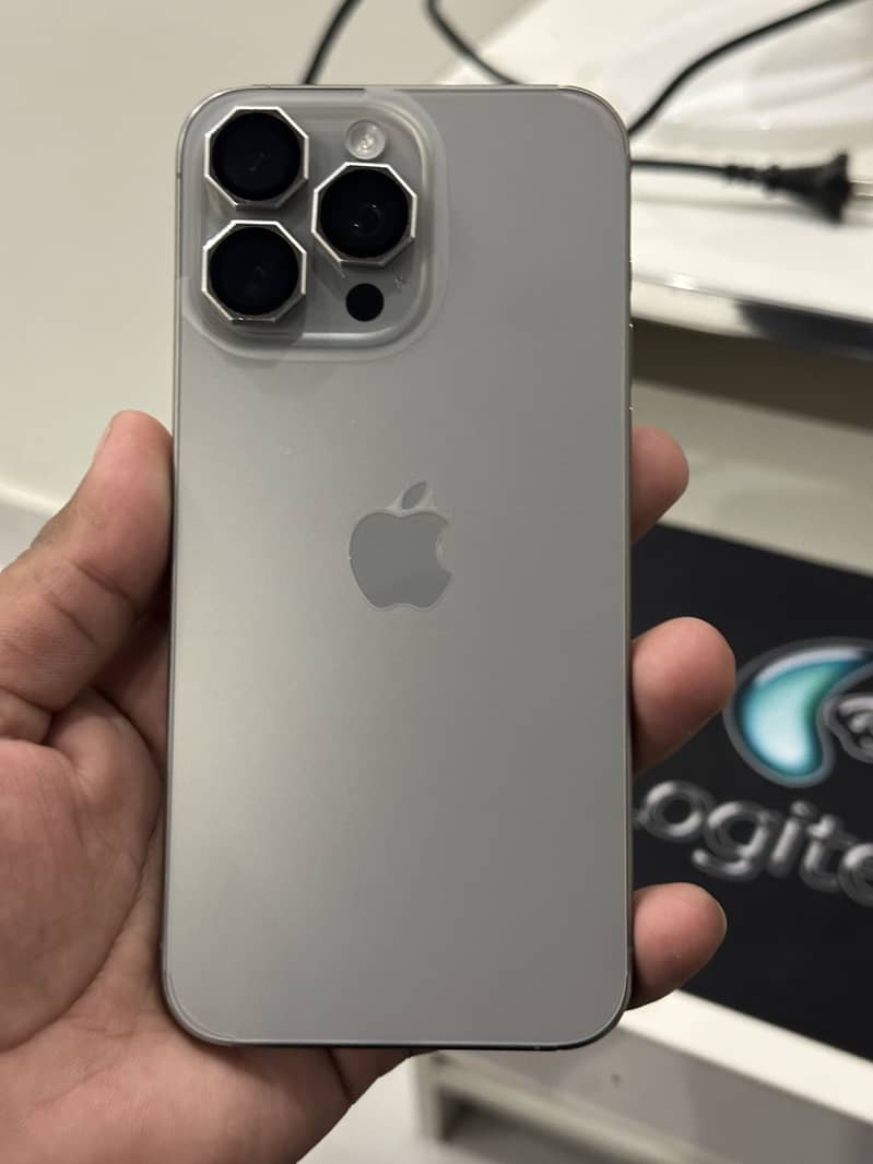 IPHONE 15 PRO MAX 0