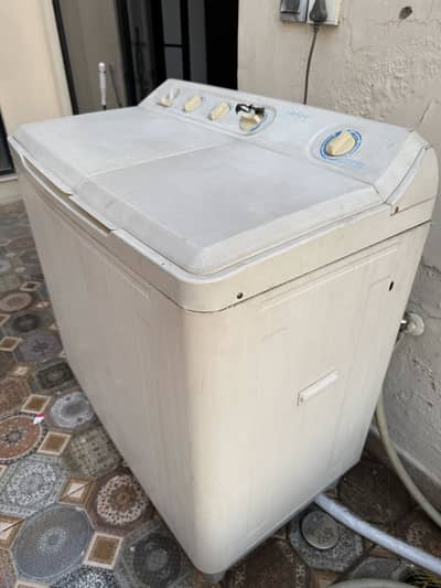 Haier JUMBO washing machine ( 12 KG )