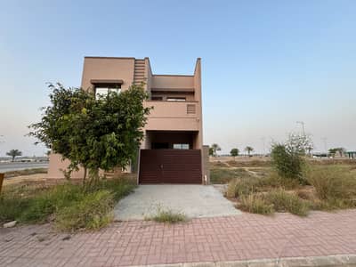 125 Sq Yd Ready-to-Move Luxury Villa For Sale Precinct 11B, Bahria Town Karachi A+ Construction | 3 Bedrooms, Drawing, Dining, TV Lounge & American Kitchen 10 Min from Main Gate | Near Park, Mosque, Schools & Commercial.