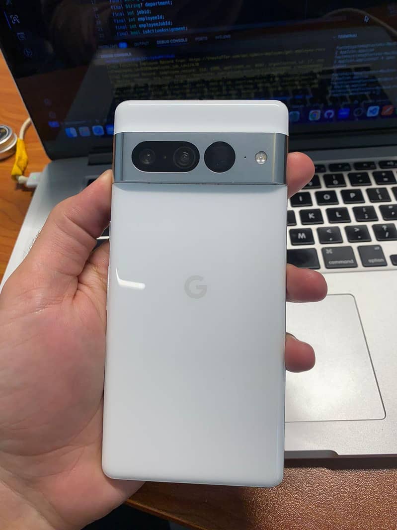 Google pixels 7 pro 0