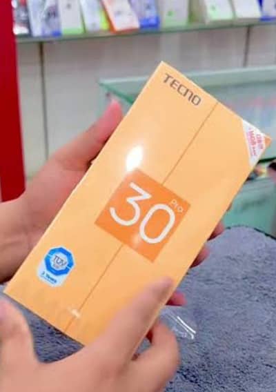 spark 30 pro New pin pack 8/128