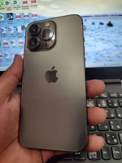 Apple Iphone 13Pro in mint condition.