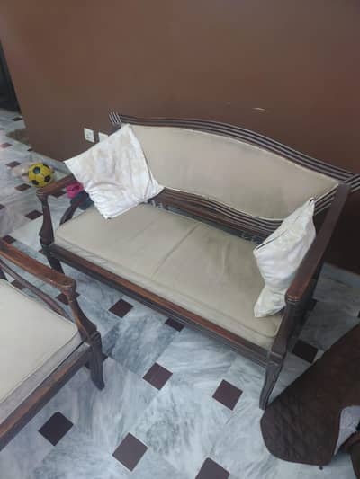 SOFA SET/WODDEN CHAIRS/5 SEATER SOFA SET/CHAIRS