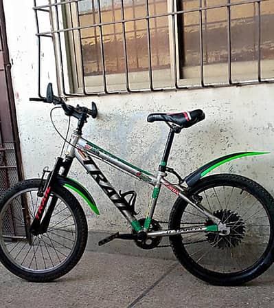 TRAIL MTB imported bicycle  size 22