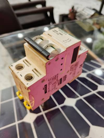 SOLAR BREAKER