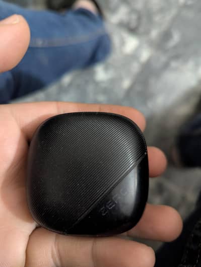 Zero pulse Earbuds for sale