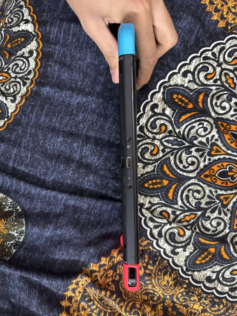 Nintendo Switch Oled (First generation) 3