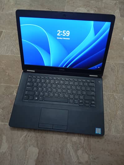 Dell Latitude e5470 i5 6300HQ (6th Generation)08gb ddr4,128gb M2