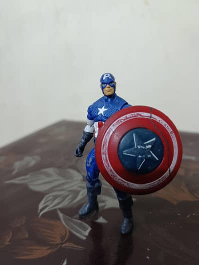 Captain America Action Figure With Sheild