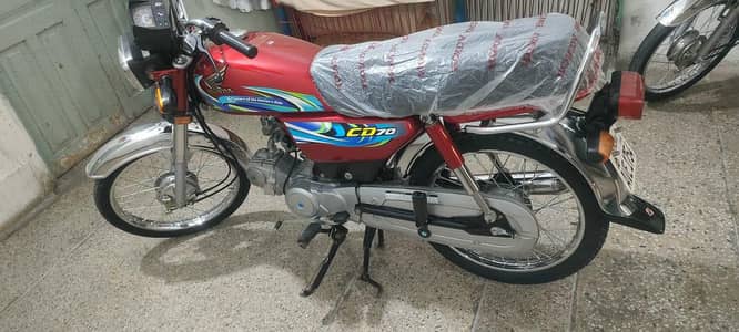 bike bilkul new he is nbr p call m,0,3,1,3,8,7,0,5,2,1,2