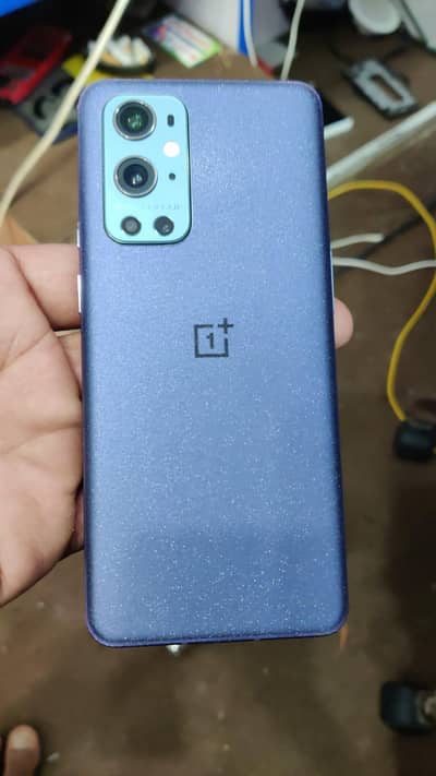 One plus 9 pro Mobile new condition urgently Sale