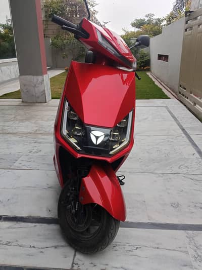 Yadea t5, milage:1800km,bought in March 25,first owner