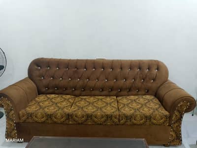 5 seater sofa set with table