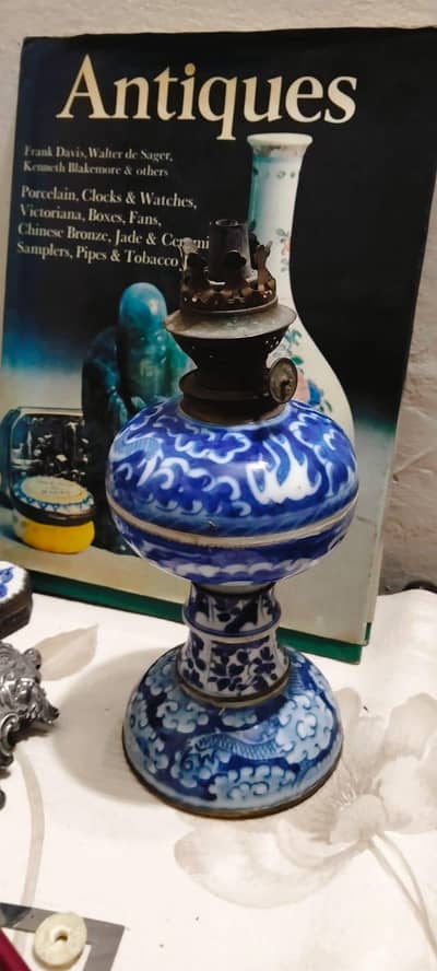 Vintage Blue and white porcelain oil lamp
