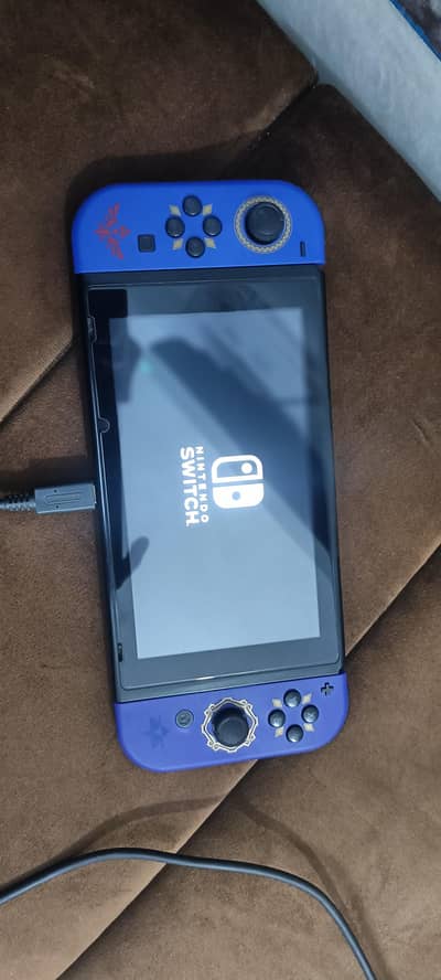 256gb Nintendo Switch jailbreak with 18 games installed v1 version