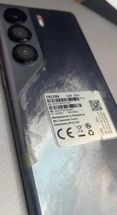 Tecno camon 40pro condition 10/9.5 no barging plz