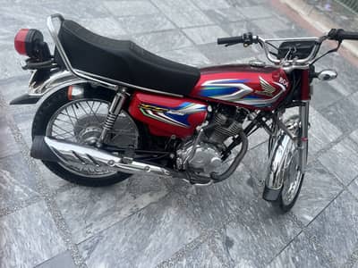 Honda. CG125