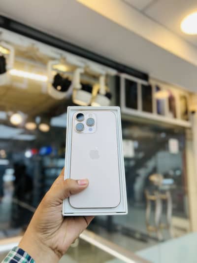 IPhone 16 pro max FU