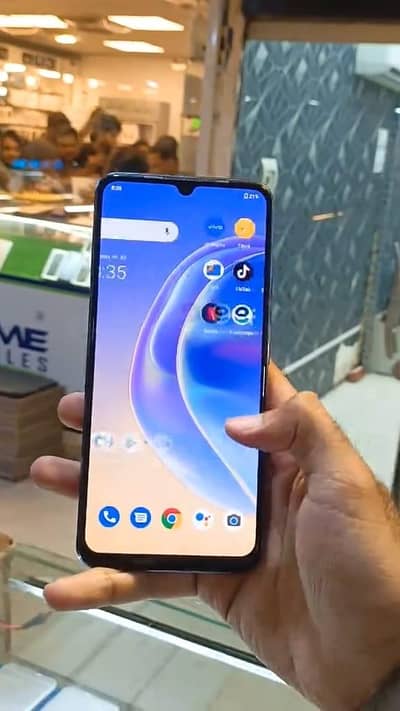 Vivo v21e 8 GB ram 128 GB memory Call and WhatsApp 03263194529