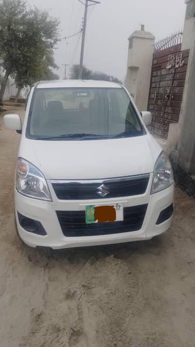 Suzuki Wagon-R VXL 2017 model white color manual gear 10/10 condition
