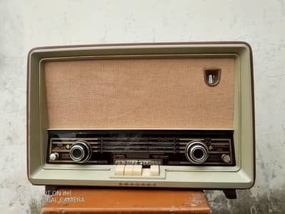 Philips tube radio