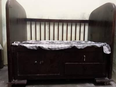 Baby cot for sale in used condition 10/10 contact number 03225587477