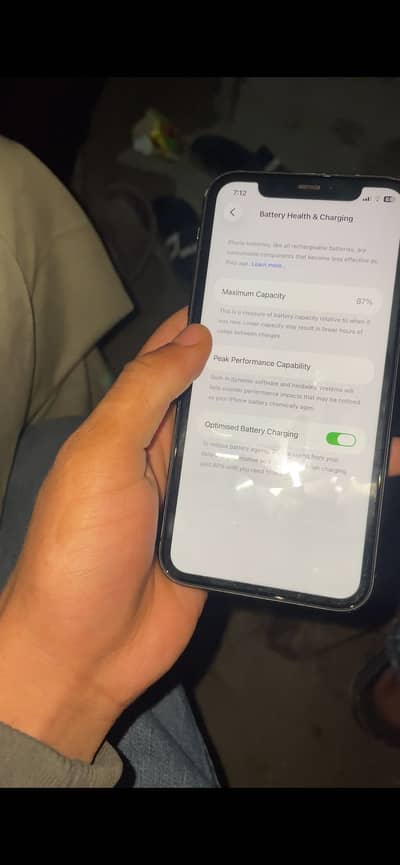 IPHONE 11 (PTA APPROVED)