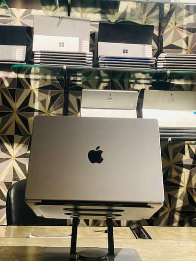 Macbook Pro M2 | 14" 16/512 | 16 core gpu screen line | COD  PAK