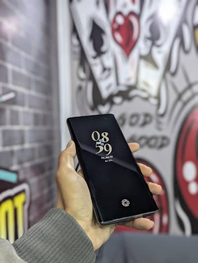 TECNO CAMON 40 PRO