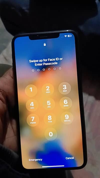 11 pro max  golden  colour