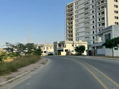 330 Sq Yd Corner Category Plot For Sale Precinct-6, Bahria Town Karachi. Prime Location | Ideal for Residence or Investment. Just 5 Mins Drive from Main Gate | Near Park, Mosque, Beacon House School, Midway Commercial & Bahria Heights.