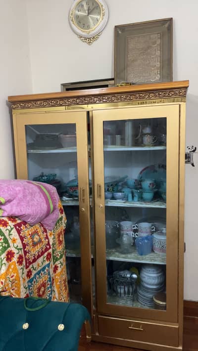 Divider in good condition