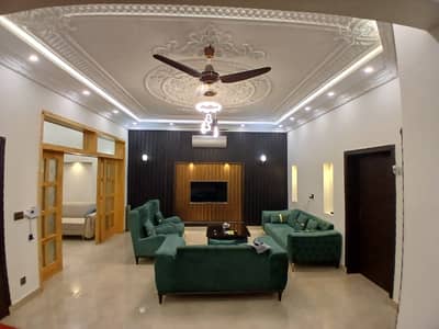10 Marla Beautiful FULLY FURNISHED House Available For Rent In Bahria Town Lahore