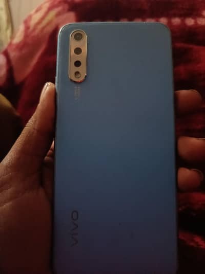 vivo s1