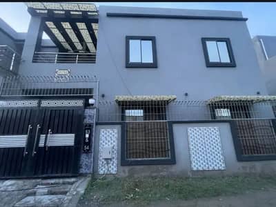 Upper portion double corner for rent