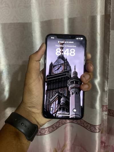 iphon xs max 256GB official PTA Approved 8.5/10