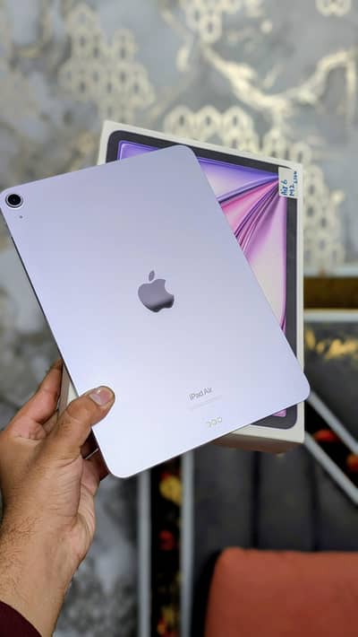 iPad air 6 256gb M2 Chip 11 inch brand new condition