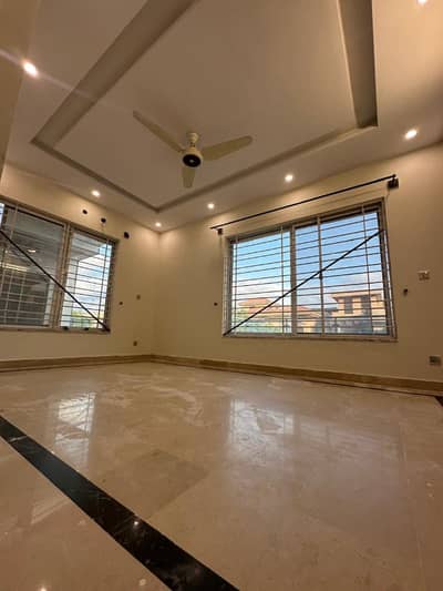 1 Kanal Upper Portion For Rent For Rent In F-10 Islamabad